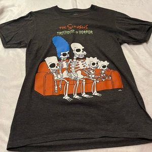 a dark gray graphic tee with the Simpsons!